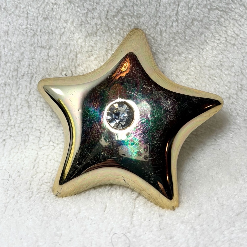 Elegant Gold and Silver Star Decor with Crystal